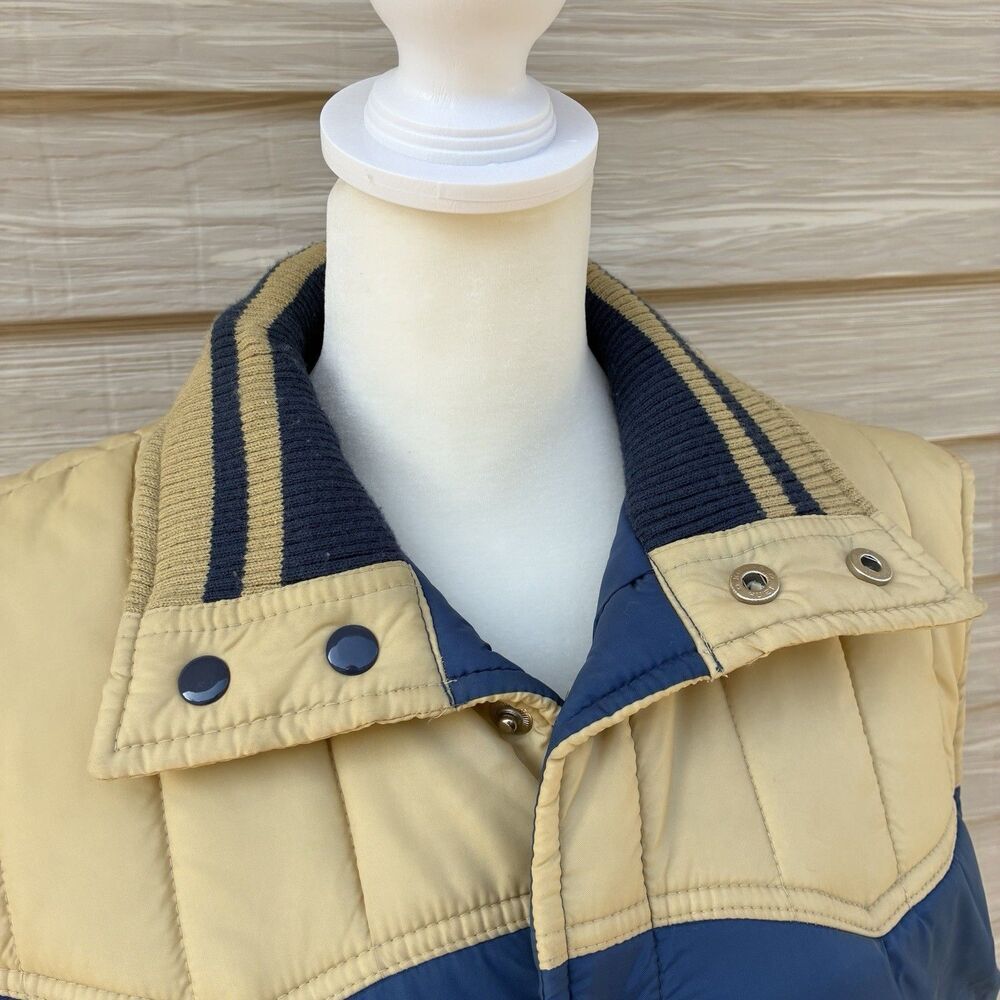 V.I.P Puffer Vest Mens L Quilted Vintage Nylon Winter Ski Made in Tawain - Picture 2 of 7
